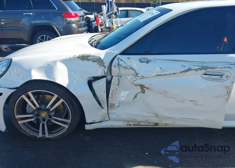 2016 Porsche Panamera 4 z USA, uszkodzony, nr VIN WP0AA2A74GL006675